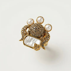 Zareen Pearl Muse Ring