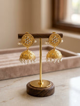 Golden Thappa Kundan Jhumka Set