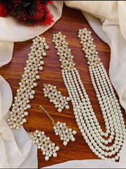 Ivory Kundan Bridal Set – Mala, Choker, Earrings & Bindi