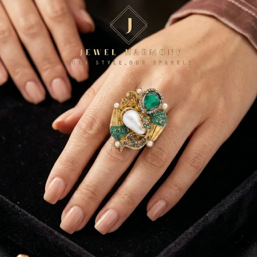 Emerald Empress Ring