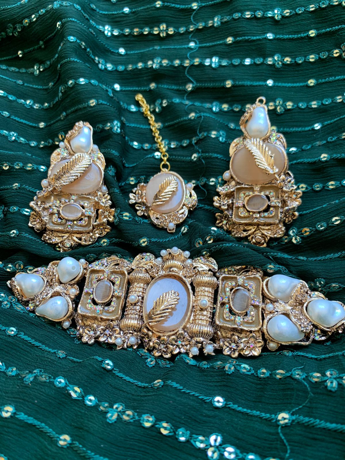 Antique Gold Traditional Full Bridal Jewelry Set